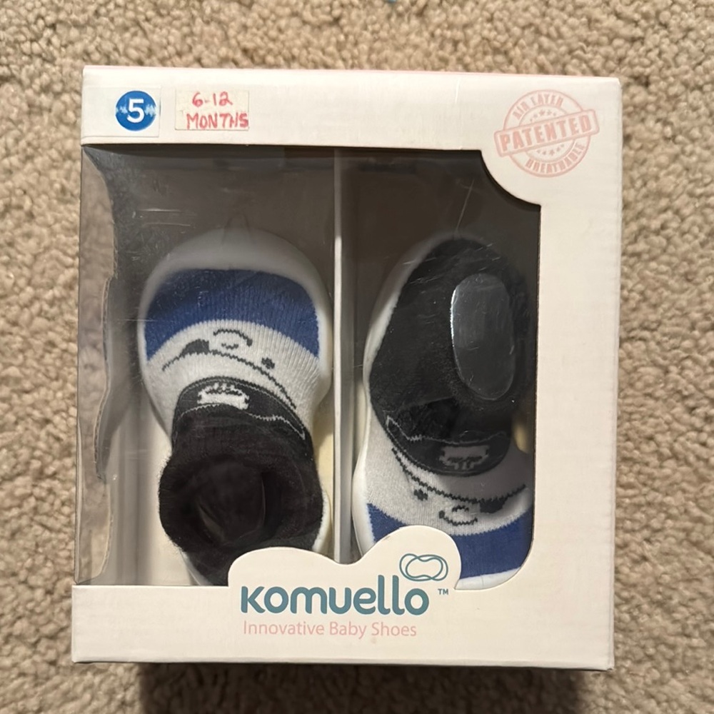 Komuello baby shoes